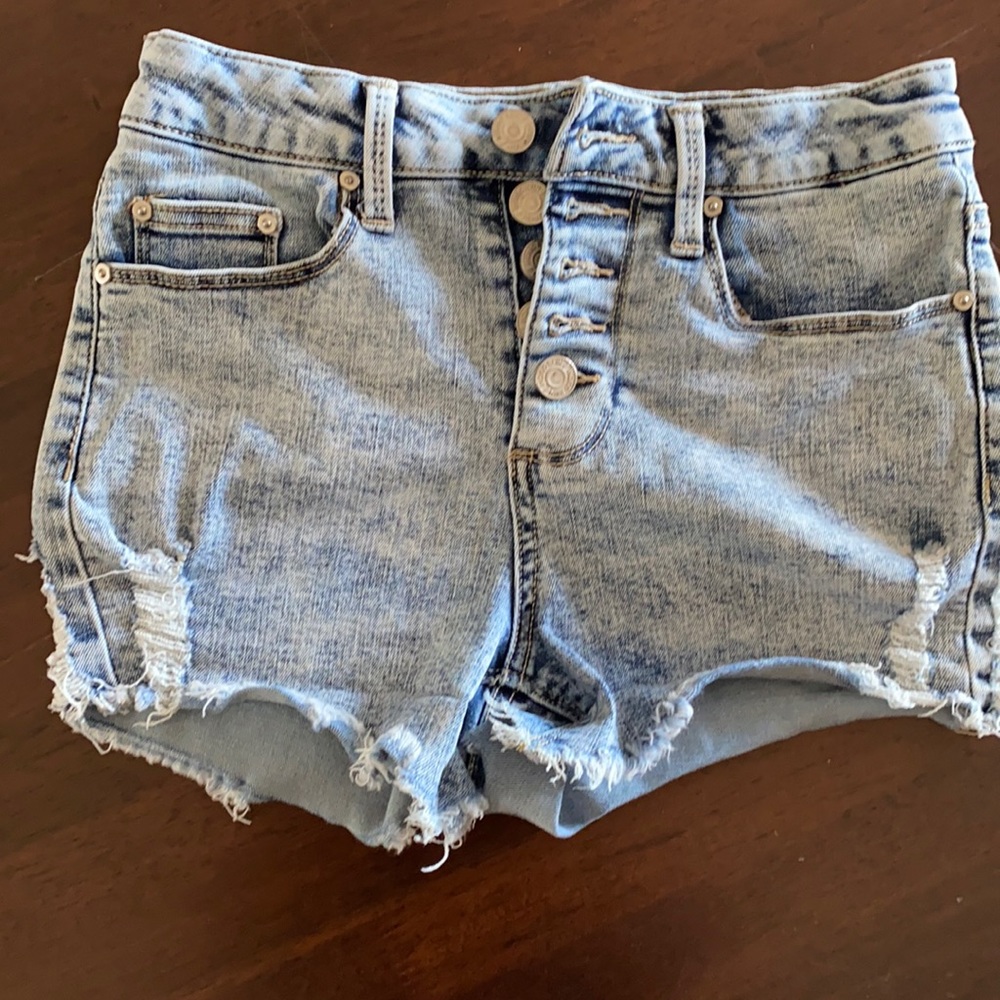 Indigo Rein cutoff, button down shorts size 3